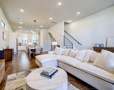 5711 Larkin Street - Photo Thumbnail 12