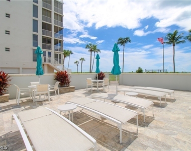 10701 Gulf Shore Drive - Photo Thumbnail 4
