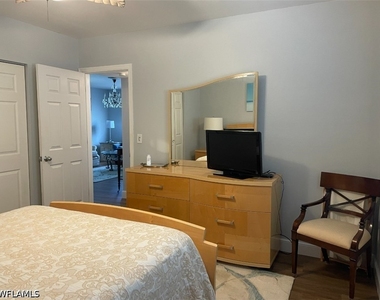 940 3rd Street S - Photo Thumbnail 6