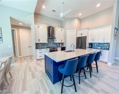 554 N Barfield - Photo Thumbnail 7