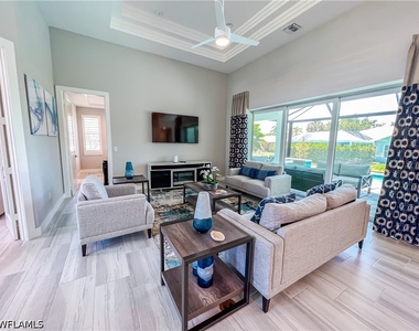 554 N Barfield - Photo Thumbnail 6