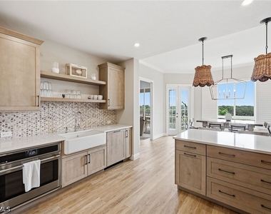 7687 Pebble Creek Circle - Photo Thumbnail 8