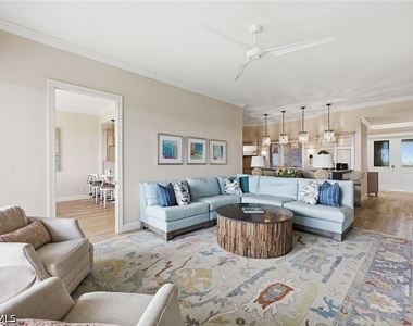 7687 Pebble Creek Circle - Photo Thumbnail 5