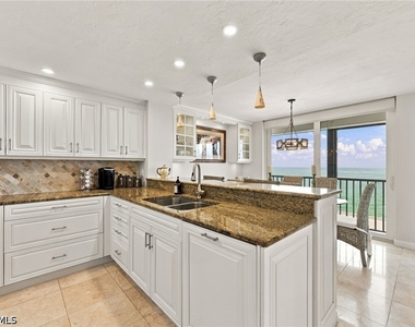 9653 Gulf Shore Drive - Photo Thumbnail 18