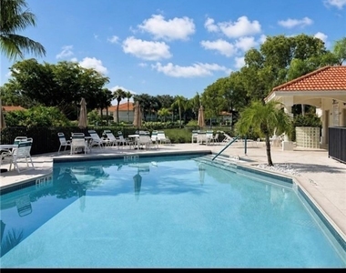 7564 Silver Trumpet Lane - Photo Thumbnail 17