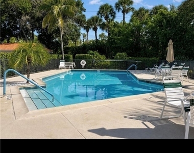 7564 Silver Trumpet Lane - Photo Thumbnail 15