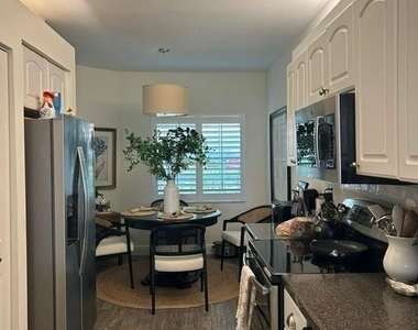 7564 Silver Trumpet Lane - Photo Thumbnail 2