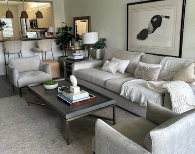 7564 Silver Trumpet Lane - Photo Thumbnail 6