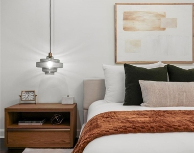 23161 Fashion Drive - Photo Thumbnail 20