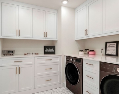 23161 Fashion Drive - Photo Thumbnail 29