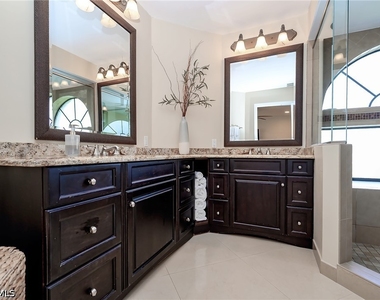 613 Beachwalk Circle - Photo Thumbnail 15