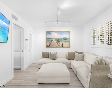 1312 Chesapeake Avenue - Photo Thumbnail 3
