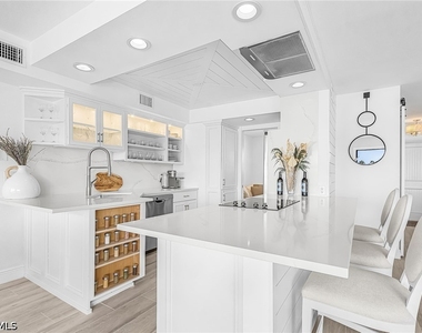 1312 Chesapeake Avenue - Photo Thumbnail 11