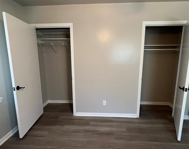 1621 Tech Avenue - Photo Thumbnail 10