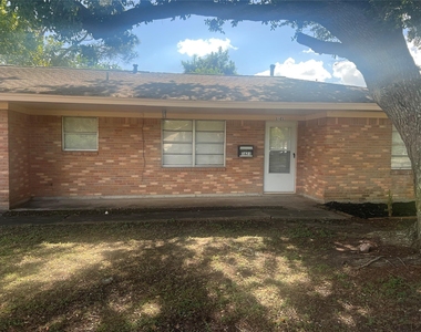 1621 Tech Avenue - Photo Thumbnail 1