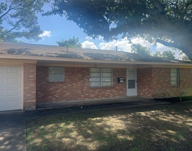 1621 Tech Avenue - Photo Thumbnail 2