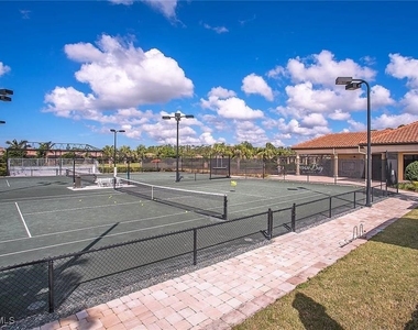 9844 Venezia Circle - Photo Thumbnail 45