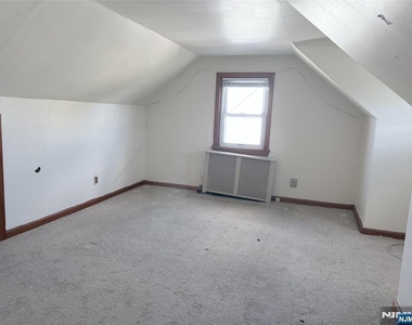 284 Main - Photo Thumbnail 21