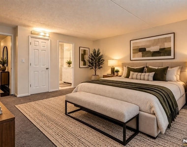 310 Lookout - Photo Thumbnail 3