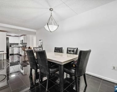 310 Lookout - Photo Thumbnail 15