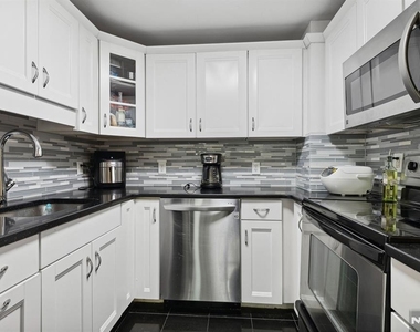 310 Lookout - Photo Thumbnail 7
