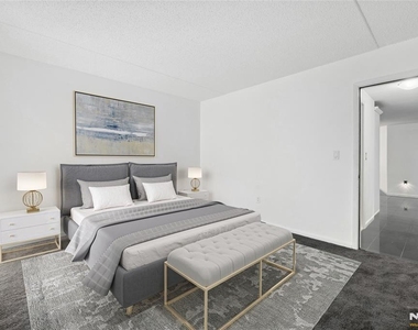 310 Lookout - Photo Thumbnail 23