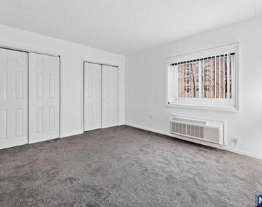 310 Lookout - Photo Thumbnail 25