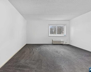 310 Lookout - Photo Thumbnail 22