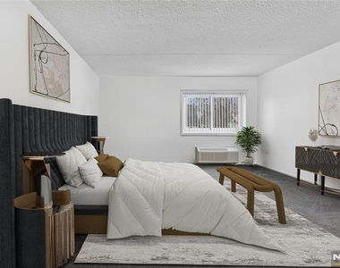 310 Lookout - Photo Thumbnail 21