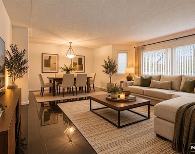 310 Lookout - Photo Thumbnail 2