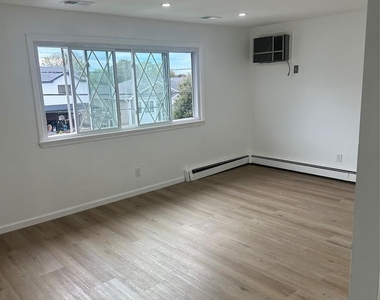 739 Lake - Photo Thumbnail 4
