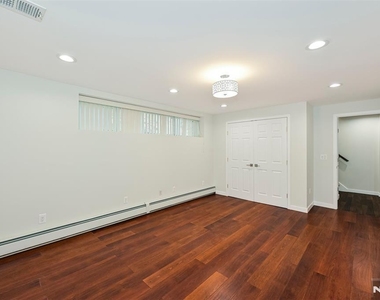 39 Hickory - Photo Thumbnail 20