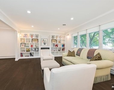 39 Hickory - Photo Thumbnail 5