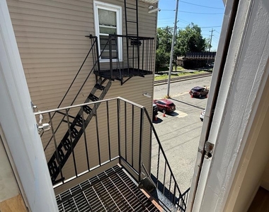161 Central - Photo Thumbnail 18