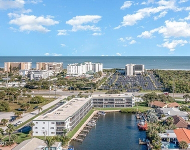 1595 N Atlantic Avenue - Photo Thumbnail 4