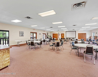 9000 York Lane - Photo Thumbnail 35
