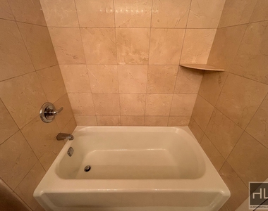 West 87th Street - Photo Thumbnail 9