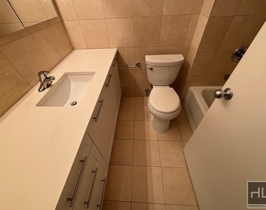 West 87th Street - Photo Thumbnail 8