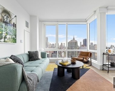 W 38th Street - Photo Thumbnail 2