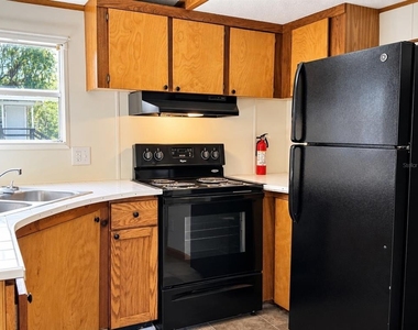 18100 Spangler Avenue - Photo Thumbnail 9