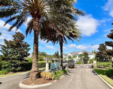 1104 Coral Lane - Photo Thumbnail 2