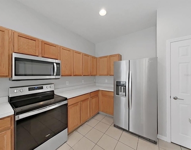 9541 Cypress Harbor Drive - Photo Thumbnail 13