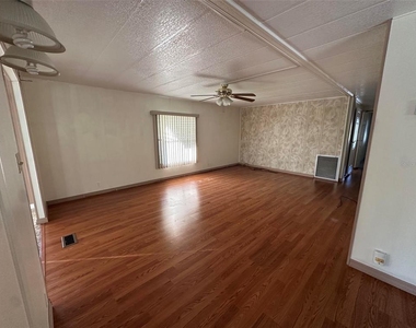 8144 Ridge Dale Avenue - Photo Thumbnail 19