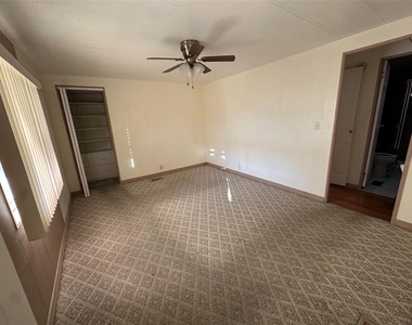 8144 Ridge Dale Avenue - Photo Thumbnail 13