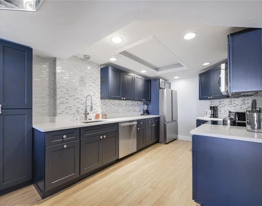1310 Gulf Boulevard - Photo Thumbnail 5