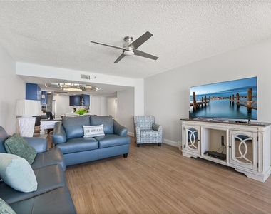 1310 Gulf Boulevard - Photo Thumbnail 12