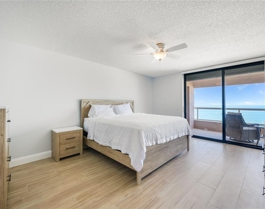 1310 Gulf Boulevard - Photo Thumbnail 15