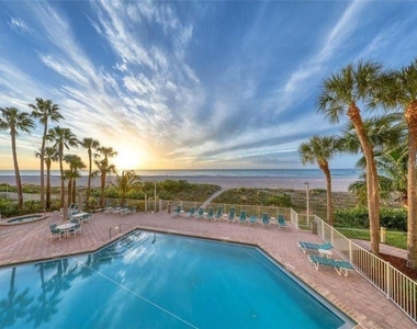 1310 Gulf Boulevard - Photo Thumbnail 33