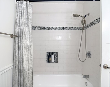 8261 Malvern Circle - Photo Thumbnail 34
