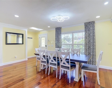 8261 Malvern Circle - Photo Thumbnail 5
